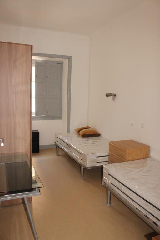 Be Coimbra Hostels מראה חיצוני תמונה